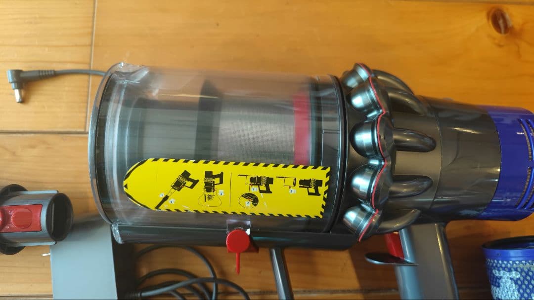 Dyson スティッククリーナー v10 fluffy SV12 動作品