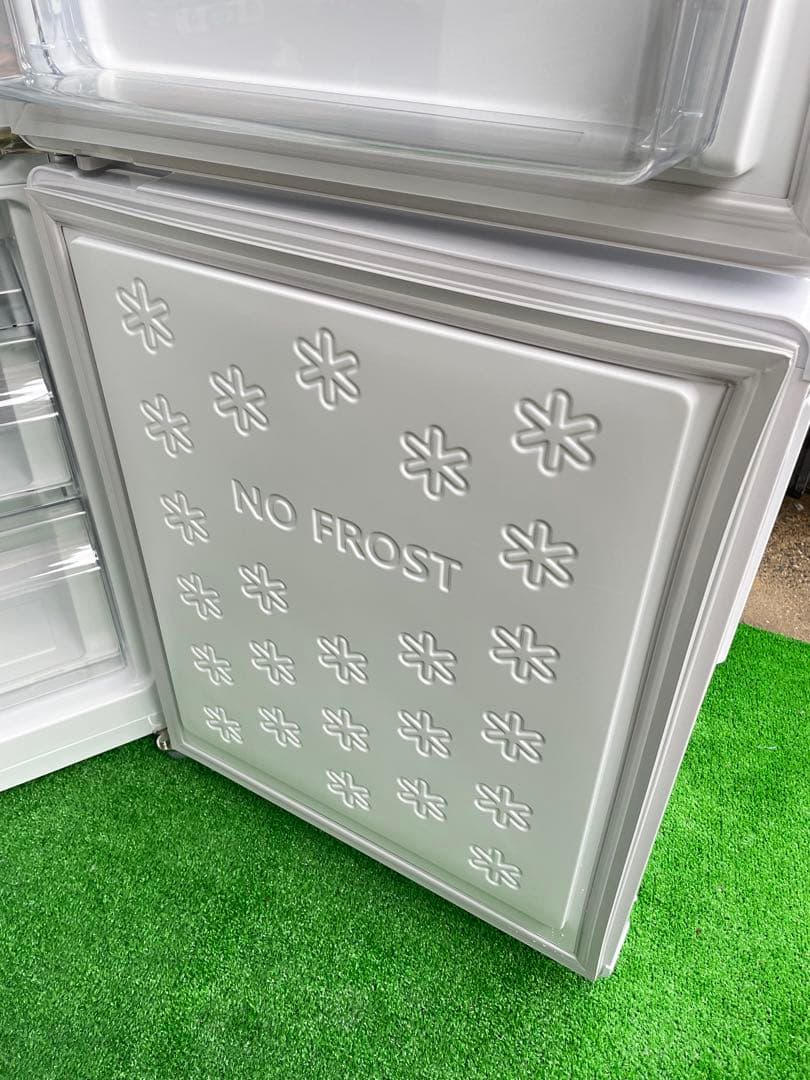 580極美品✨ ハイアール 148L おしゃれホワイト 2ドア冷蔵庫 右開き