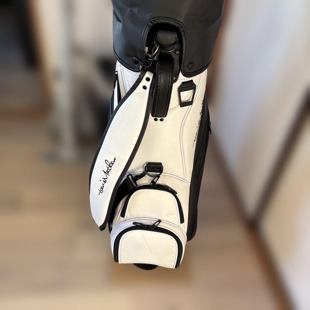 ‼️最終値下げ‼️ トラヴィスマシュー スタンドキャディバッグ ホワイト/ブラック