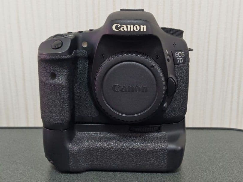 デジタルカメラ Canon EOS 7D+BG-E7