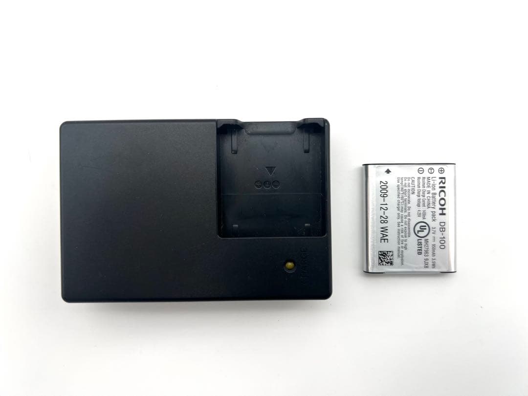 本体美品　RICOH CX3 コンパクトデジタルカメラ