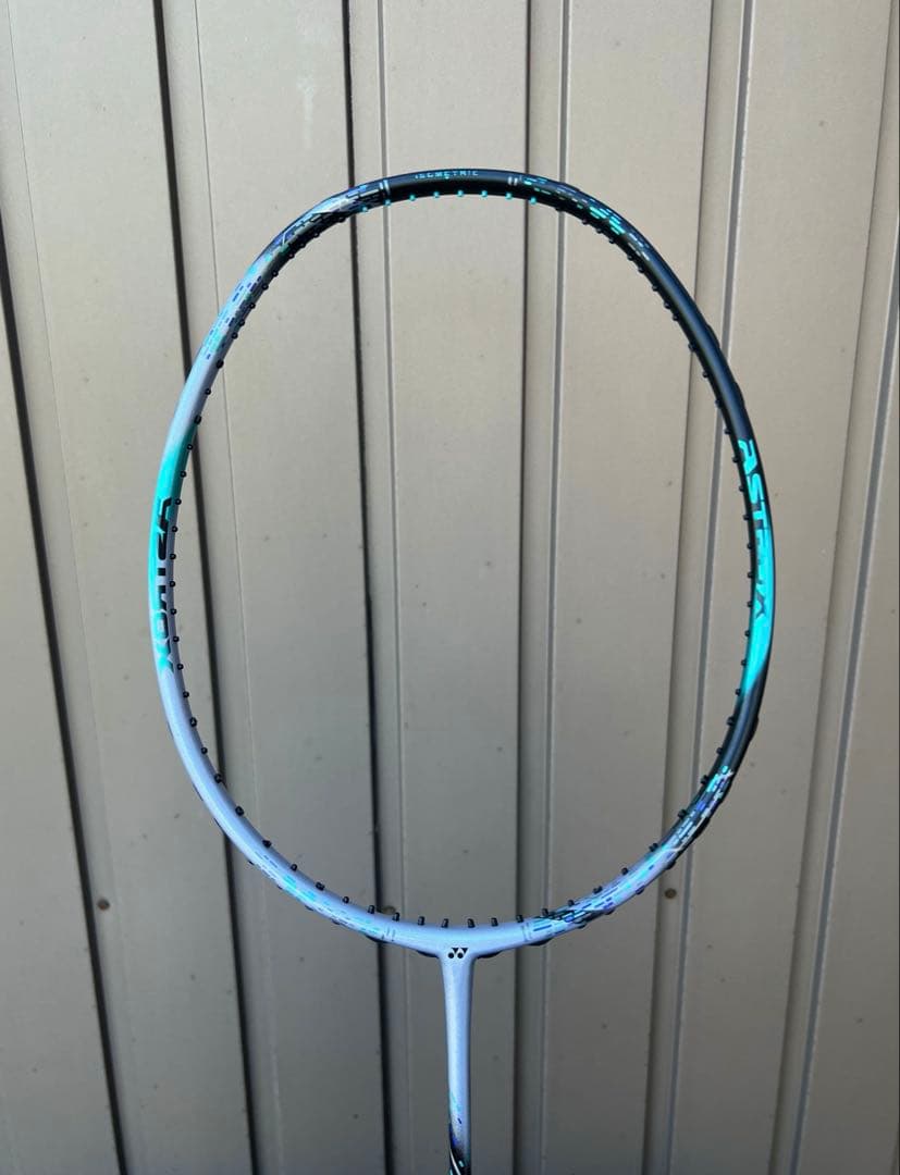 アストロクス88SプロバドミントンラケットASTROX88SPRO 4U5