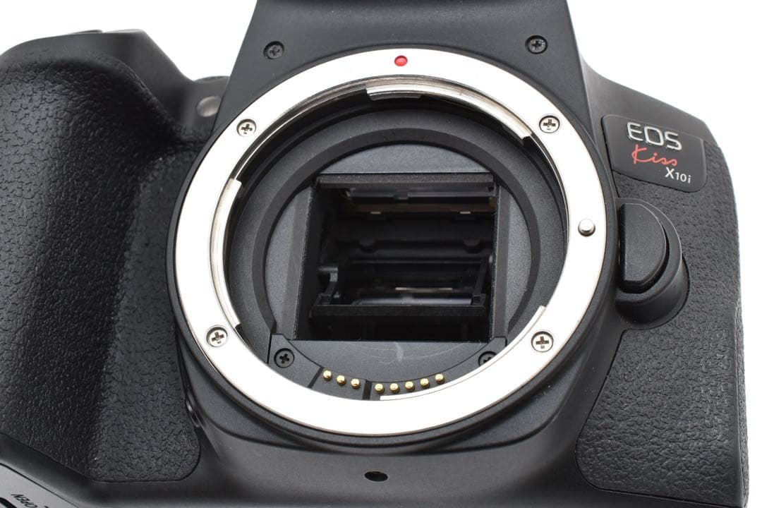 ☆デジタル一眼レフカメラ☆canon kiss x10i標準&望遠レンズセット☆