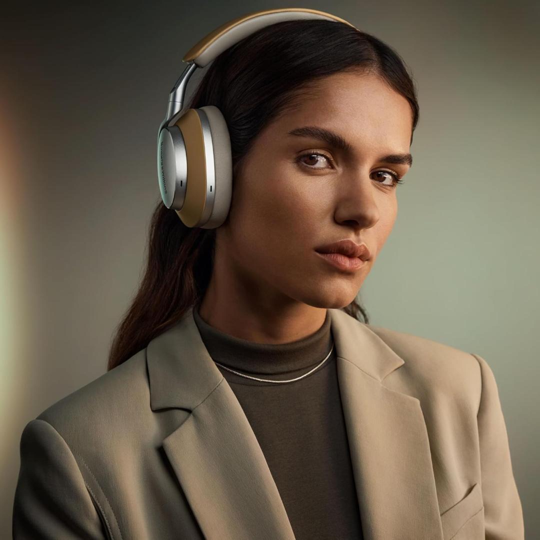 Bowers & Wilkins PX8 ハイエンド ワイヤレスヘッドホン タン