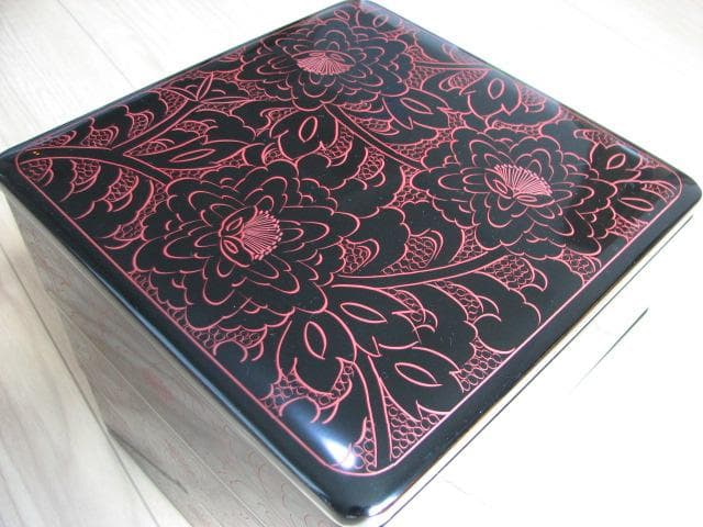 三段重箱★牡丹沈金★6.5寸★3段★越前漆器★越前塗り★漆塗り★朱牡丹彫りの極上