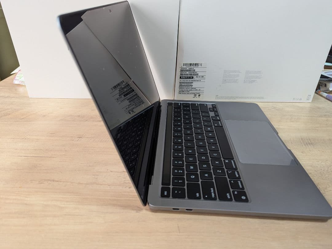 MacBookPro 13inch 2020年m1 メモリ16GB SSD1TB