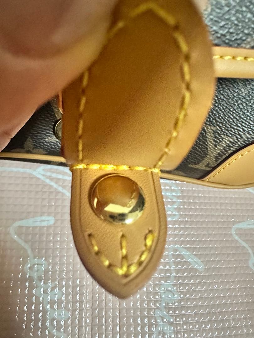 極美品LVノベルティ アンティーク ショルダーバッグ