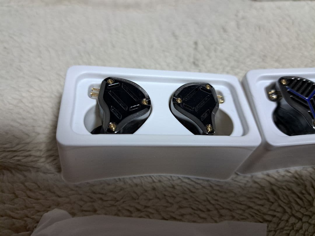 KZ イヤホン 3種 リケーブル付き