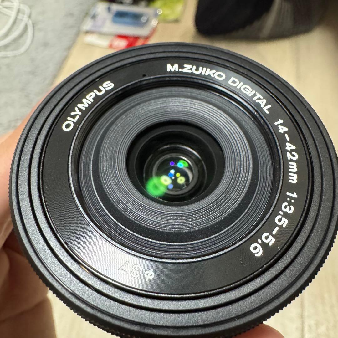 【美品】OLYMPUS PEN E-PL10 ミラーレス一眼カメラ ブラック