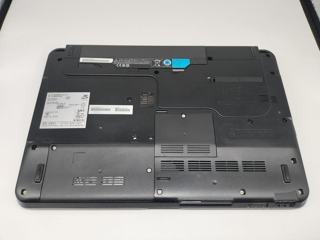 【FUJITSU】爆速 Core i7/新品SSD128GBノートパソコン D9