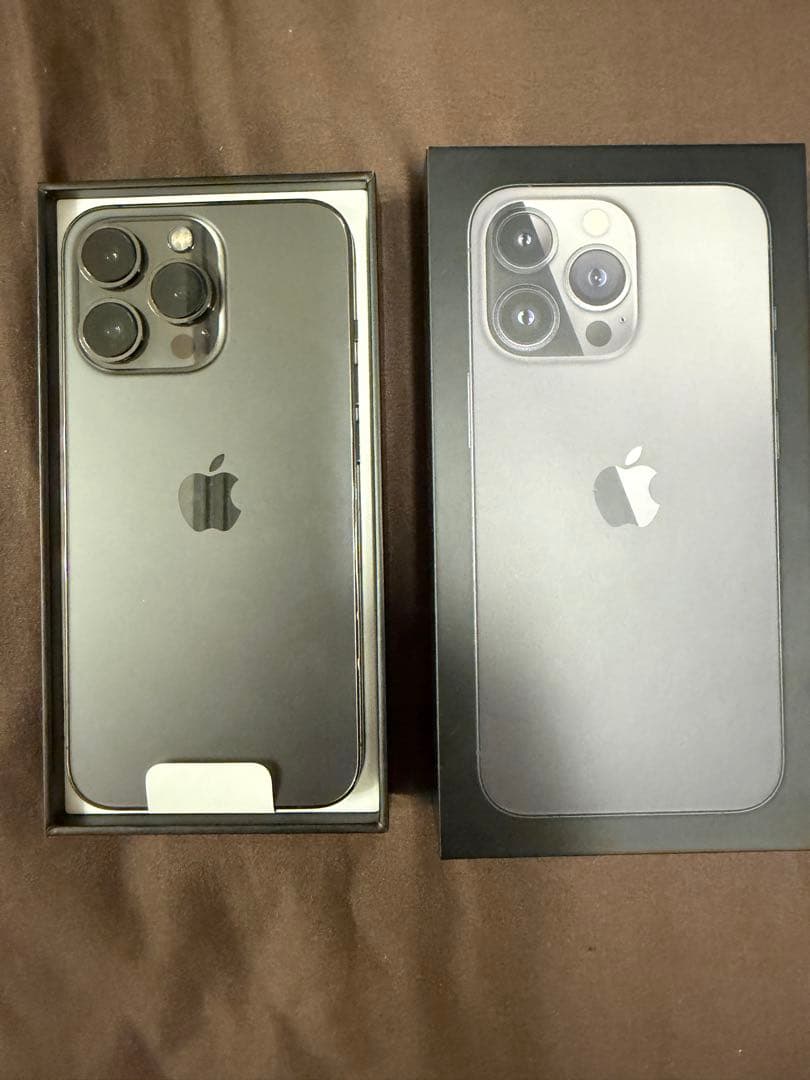 Apple iPhone 13 Pro 256GB グラファイト