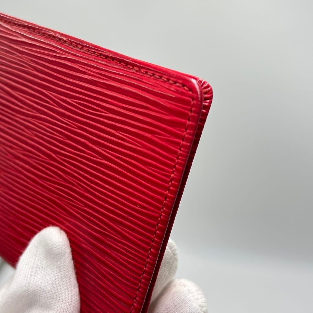 ❣️ルイヴィトン❣️エピ•ポルト2カルトヴェルティカル名刺入れパスケースカードケース