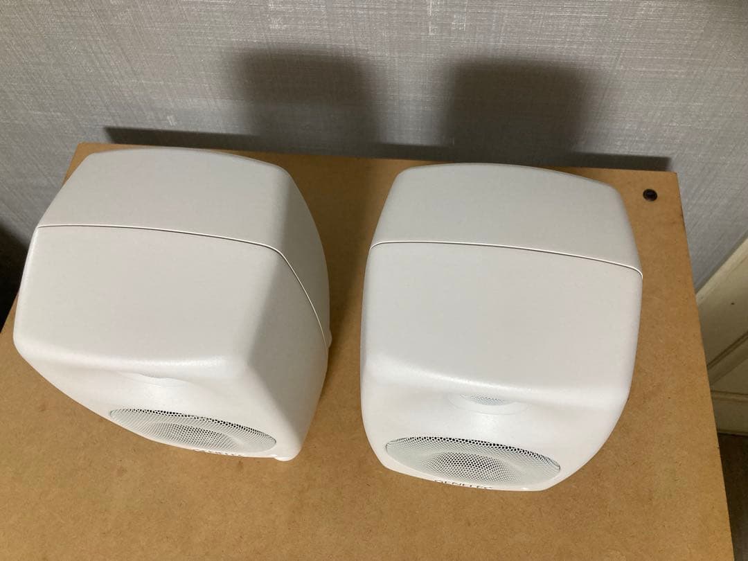 GENELEC 8020DWM ホワイトアクティブスピーカー　ペア