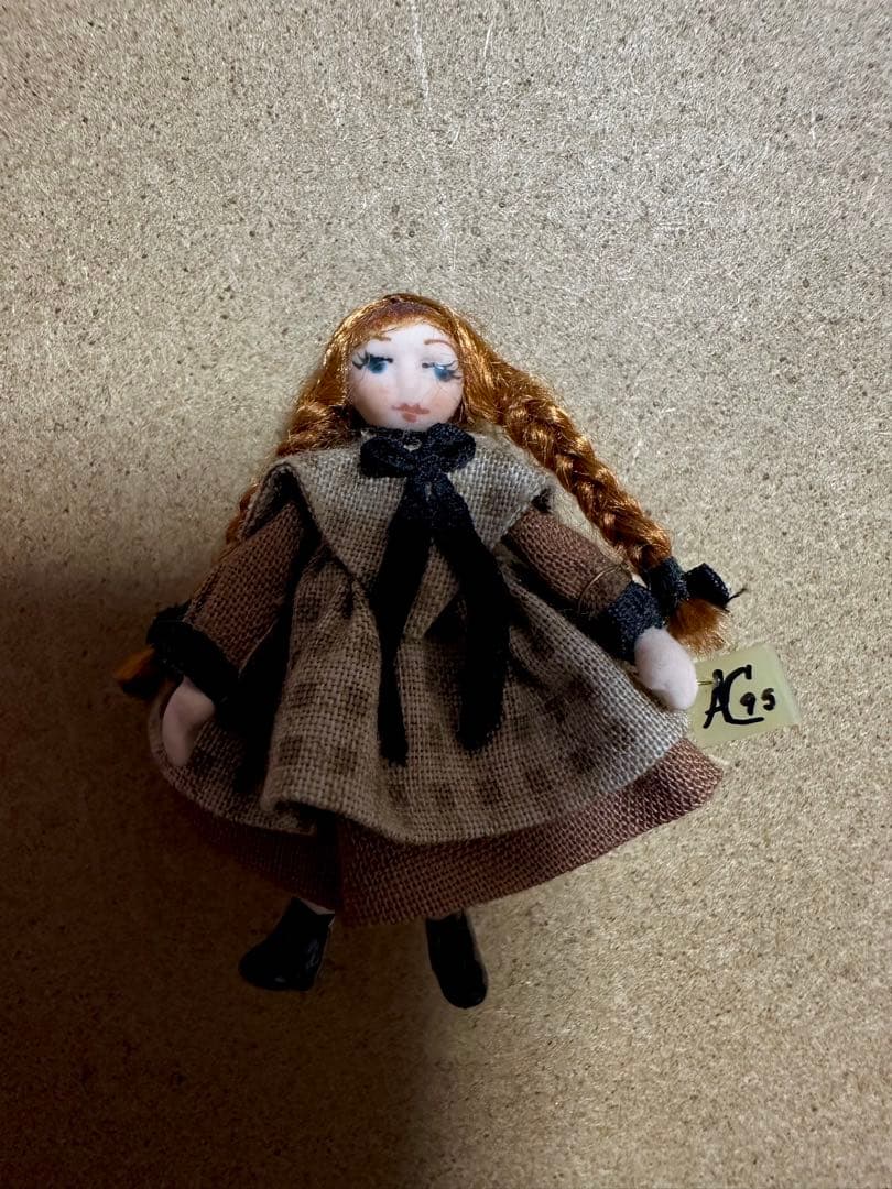 アンティークドール　ガラスケース