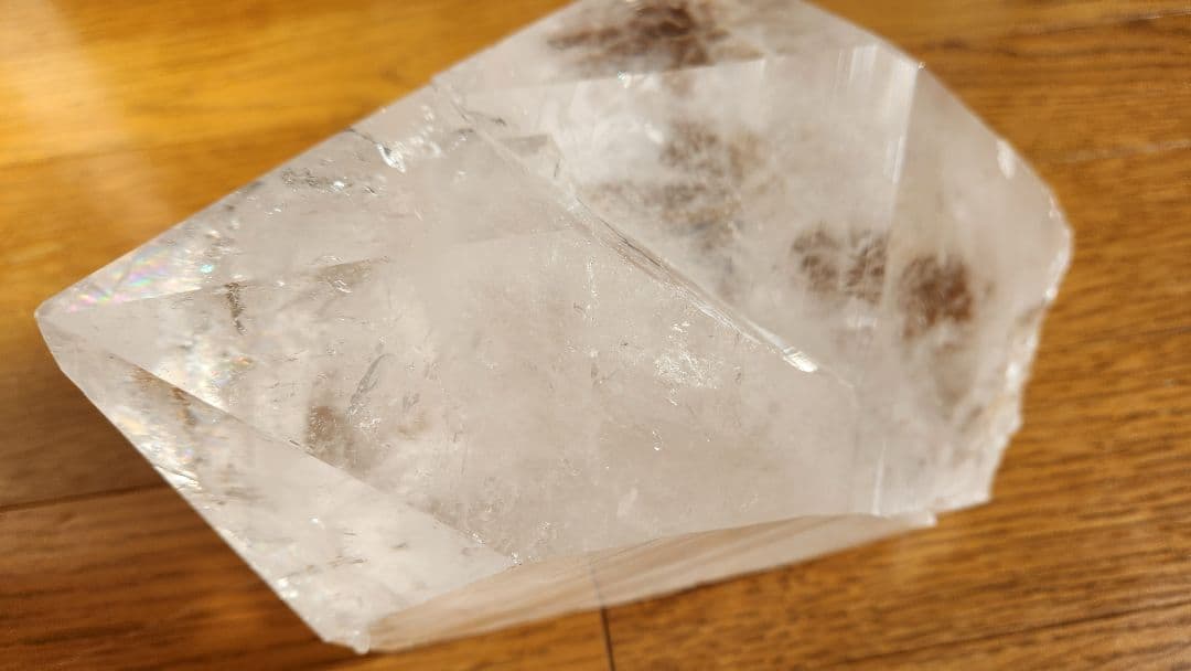 最終値下✨水晶　六角柱　イシスクリスタル　4.13キロ