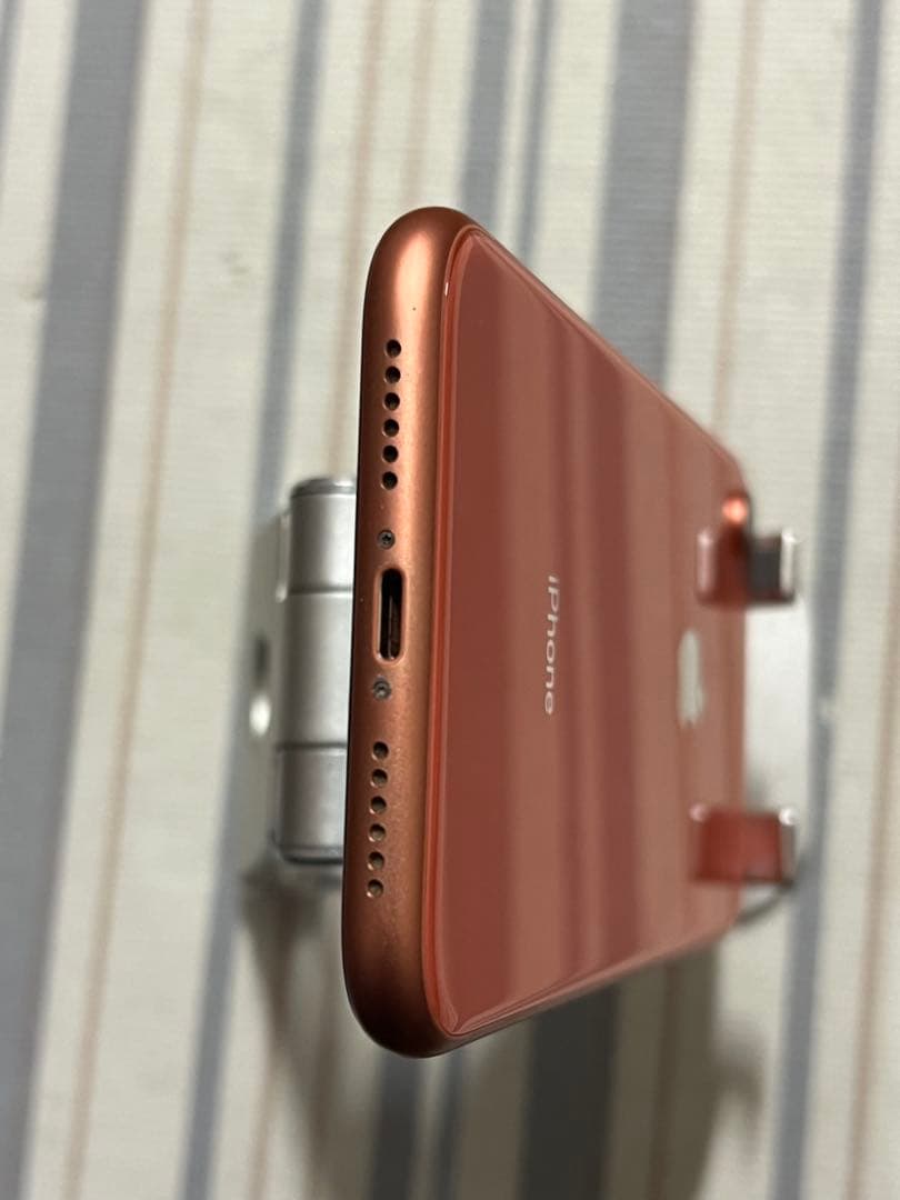 iPhone XR 64GB コーラル
