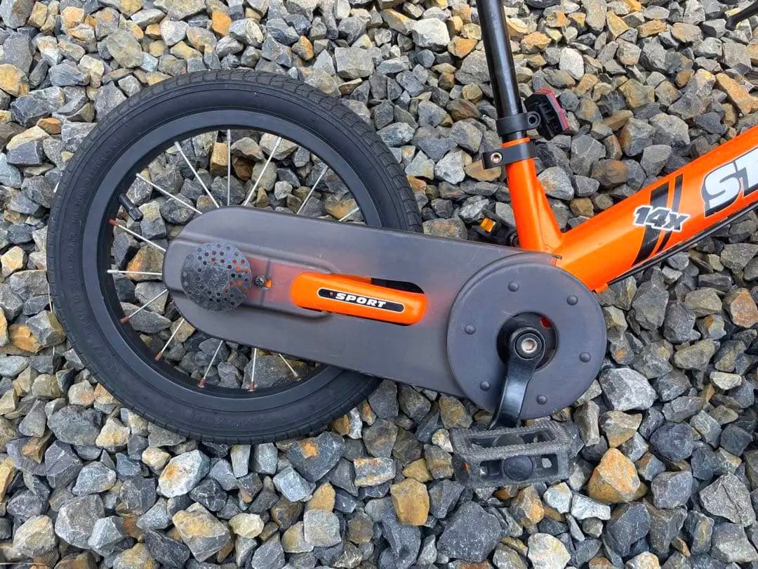 STRIDER ストライダー 14x 14インチ オレンジ キックスタンド付き