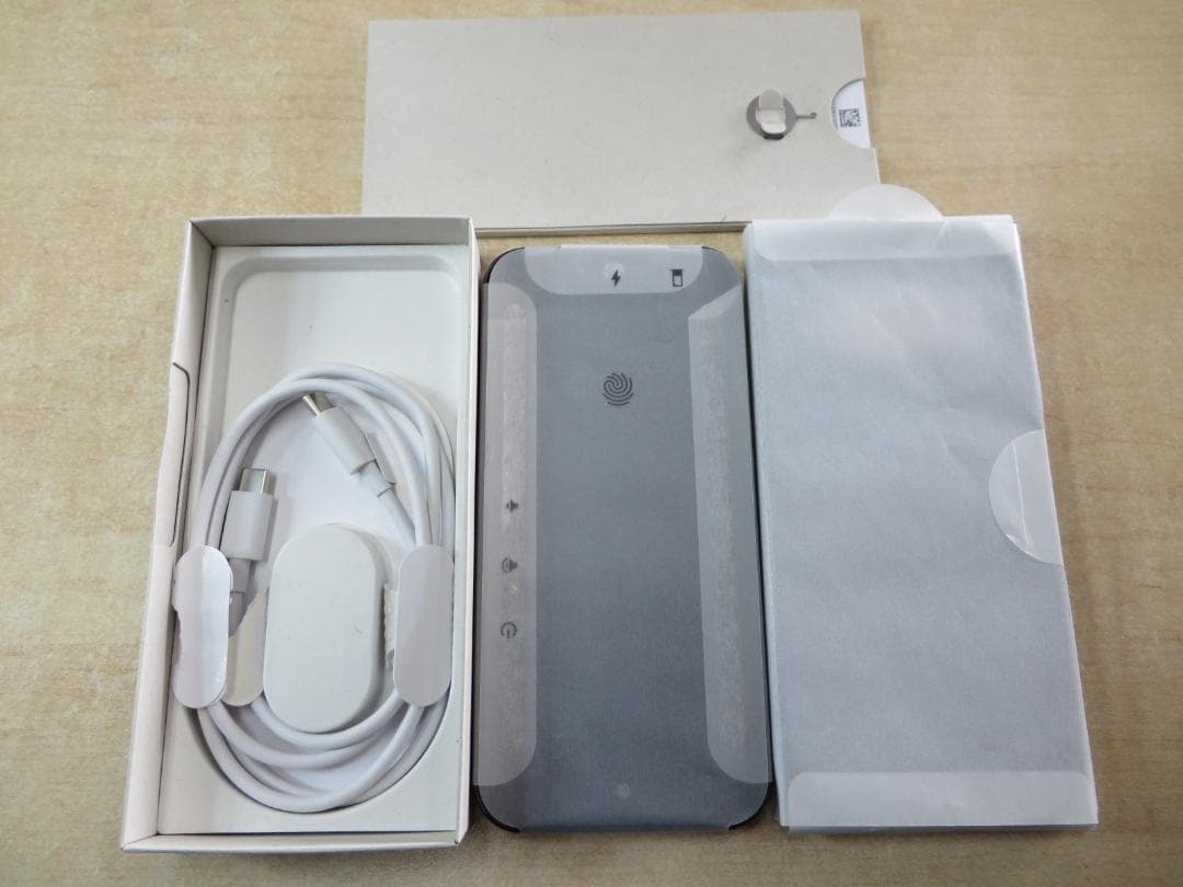 Google Pixel 9a 128GB 5G +純正ケース　未使用同様