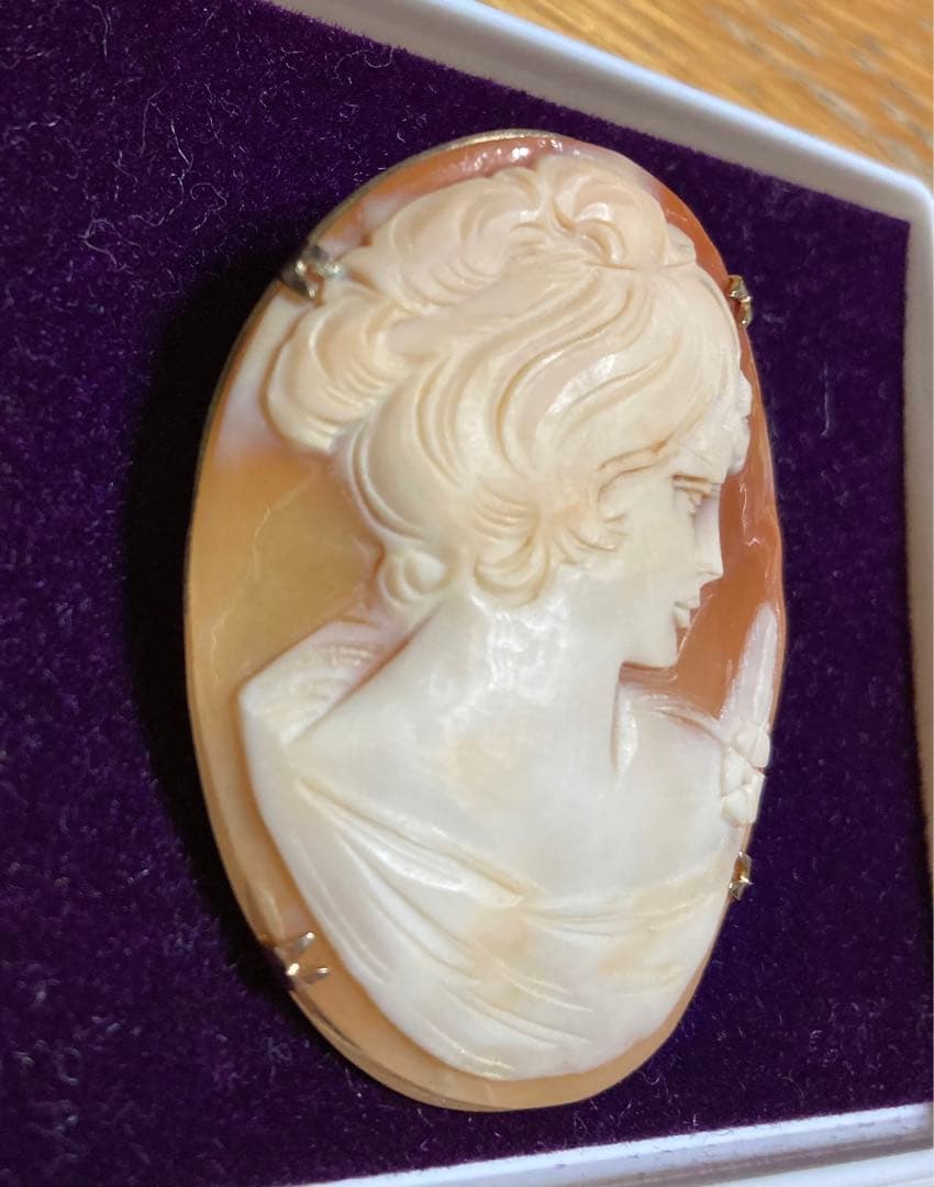 天然シェルカメオ アンティーク プローチ　ペンダント