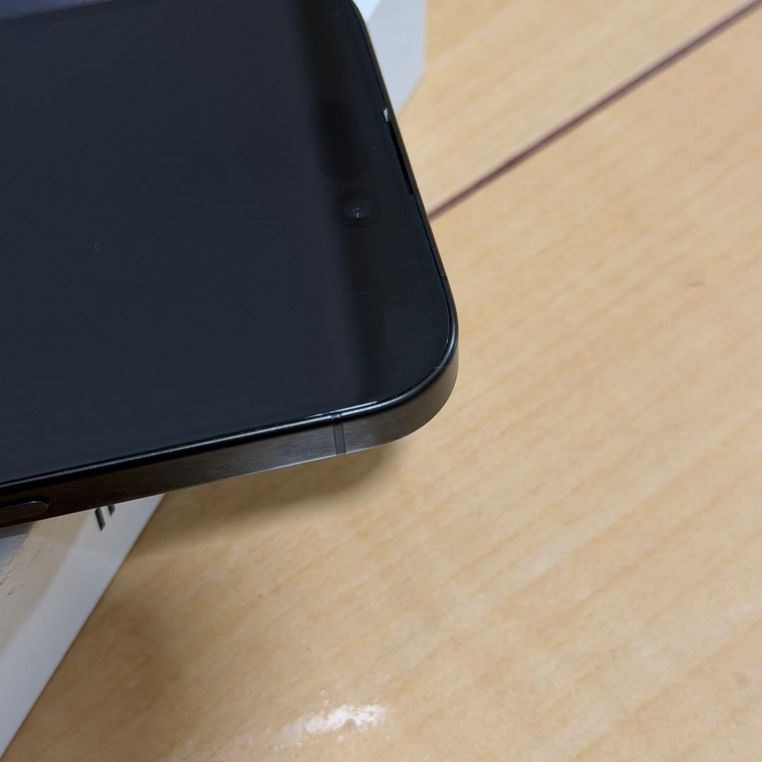 Apple iPhone 15Pro ブラックチタニウム256GB SIMフリー