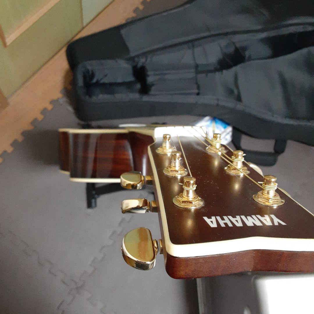 ヤマハLL6 ARE アコースティックギター トップ 単板　純正ケース付き