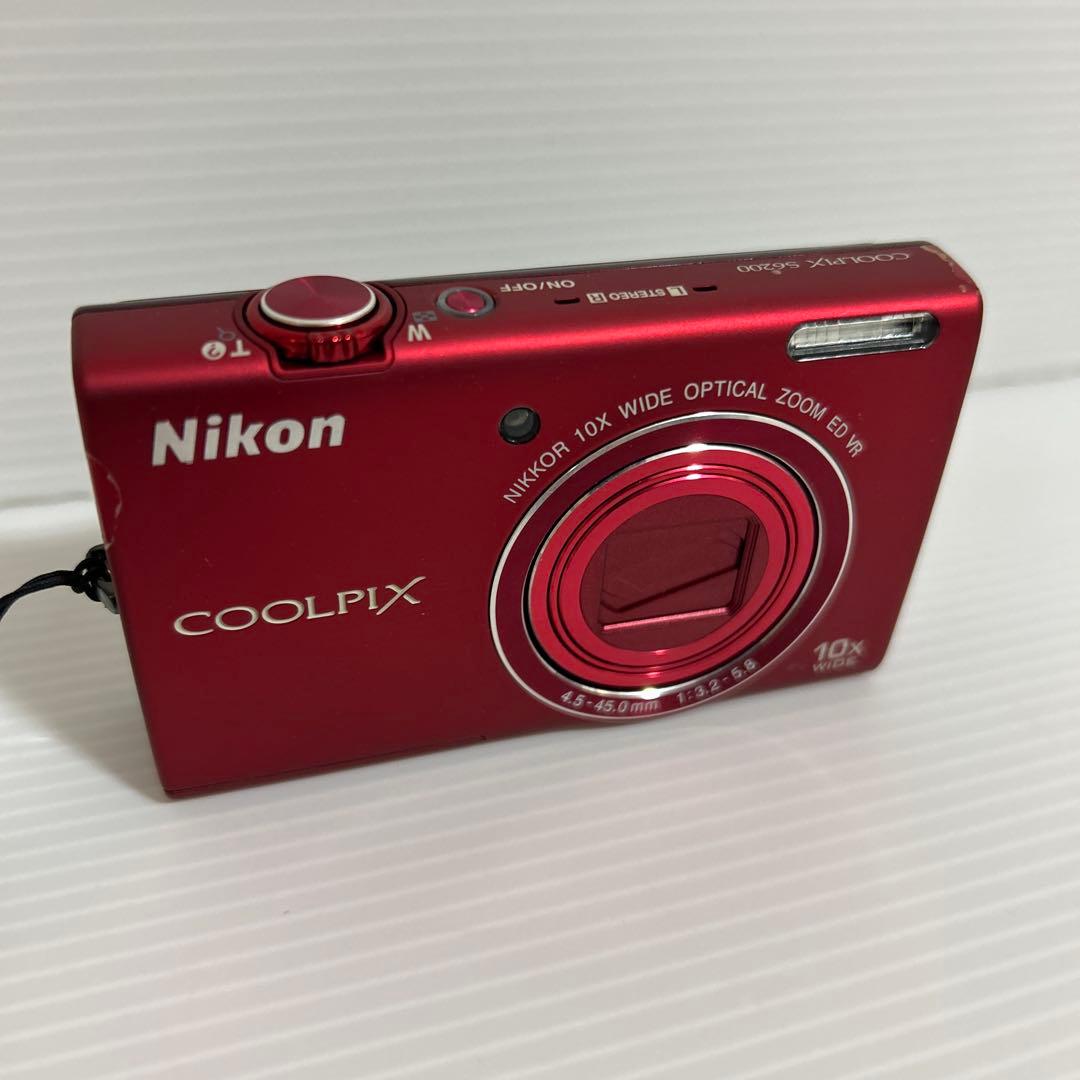 Nikon COOLPIX S6200 ブリリアントレッド　液晶保護シート付き