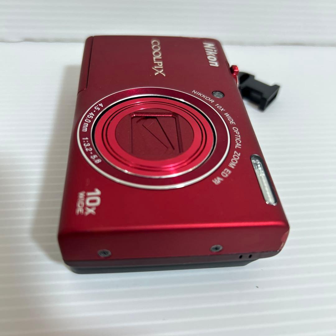Nikon COOLPIX S6200 ブリリアントレッド　液晶保護シート付き