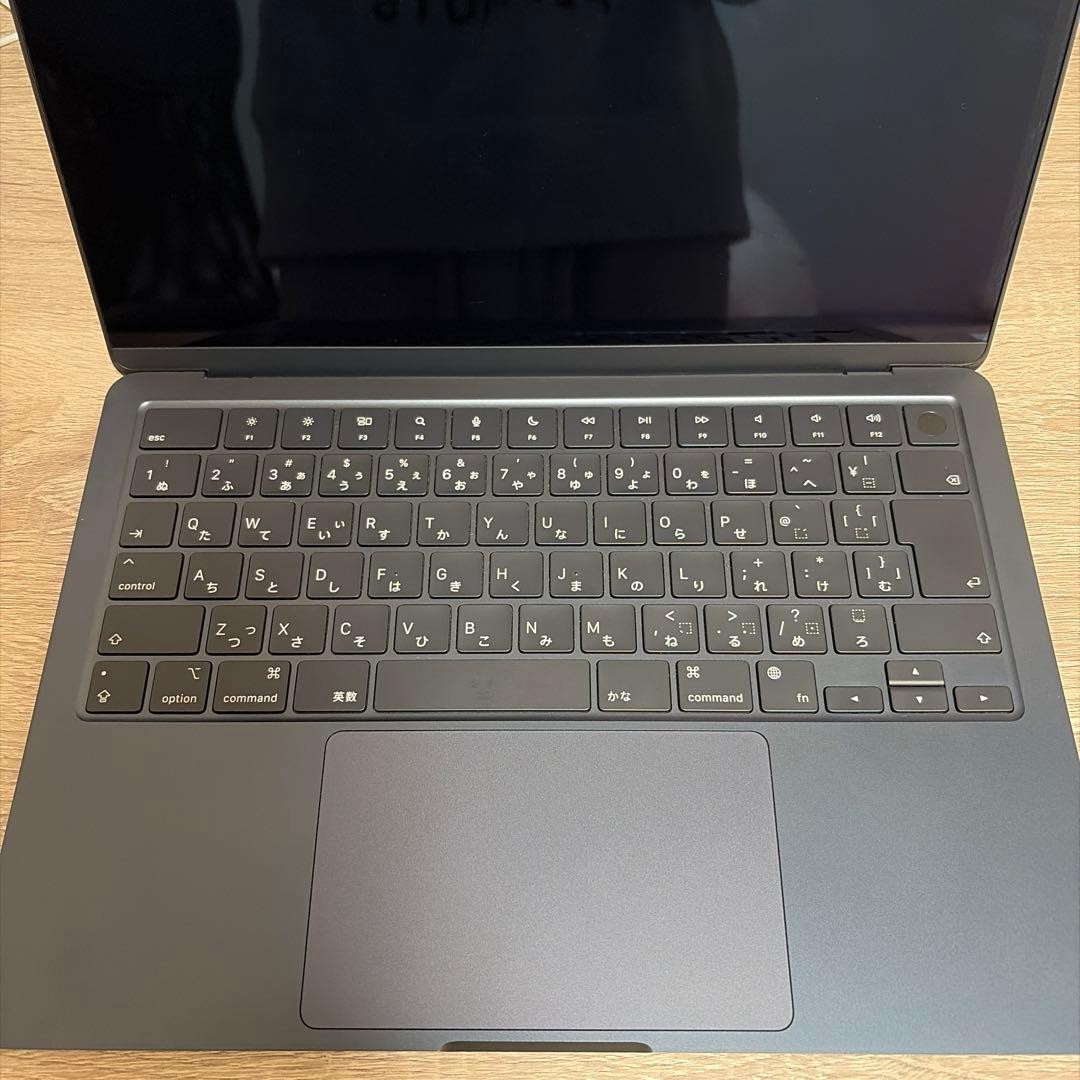 13インチ MacBook Air M2 8G 256G ミッドナイト