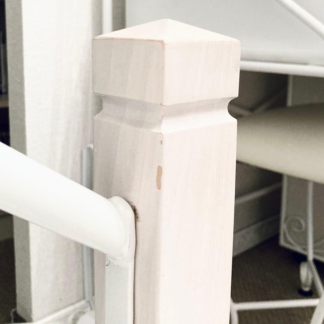 ロートアイアン　ベッドフレーム　シングル　ソファ型　白