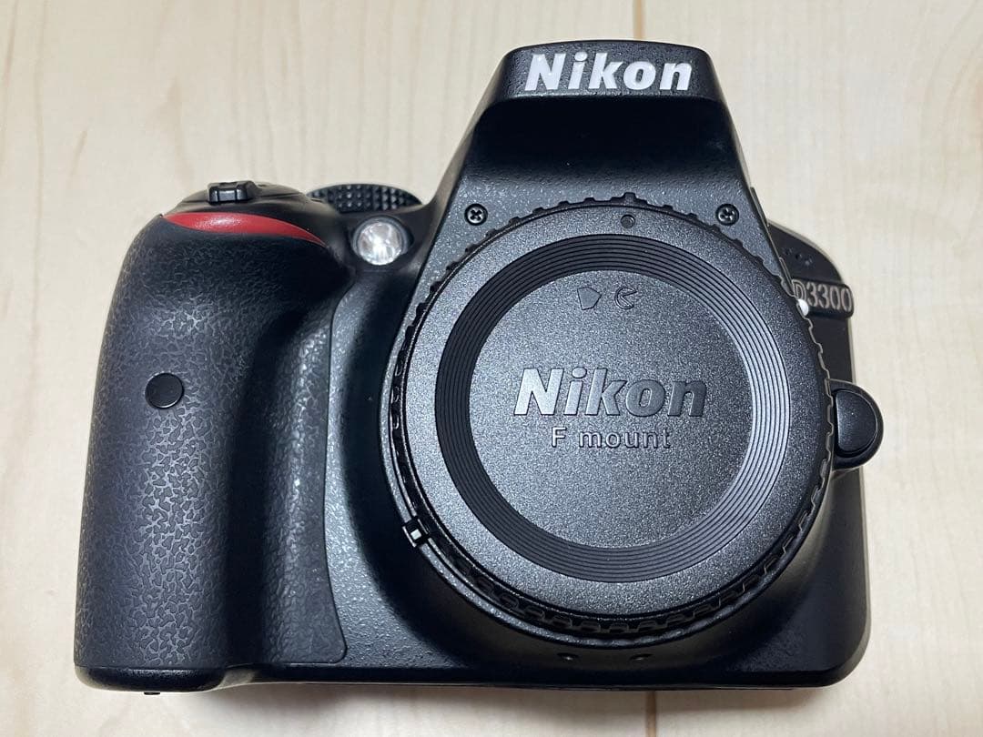 【ニコン】Nikon D3300 ボディ　おまけレンズ