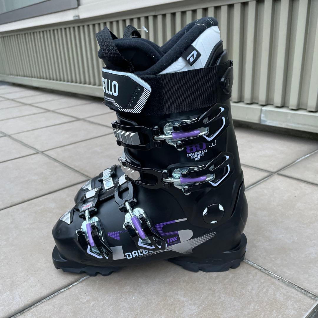 新品　DALBELLO スキーブーツ　22.5 22 23 レディース　女性