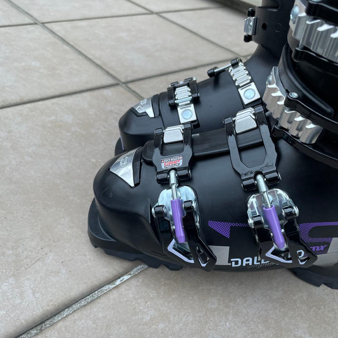 新品　DALBELLO スキーブーツ　22.5 22 23 レディース　女性