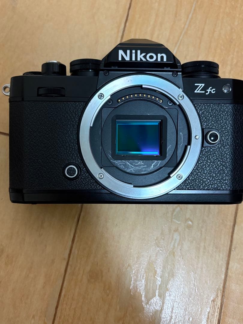 Nikon Z fc ミラーレス一眼 ブラック　ボディのみ　おまけ付き