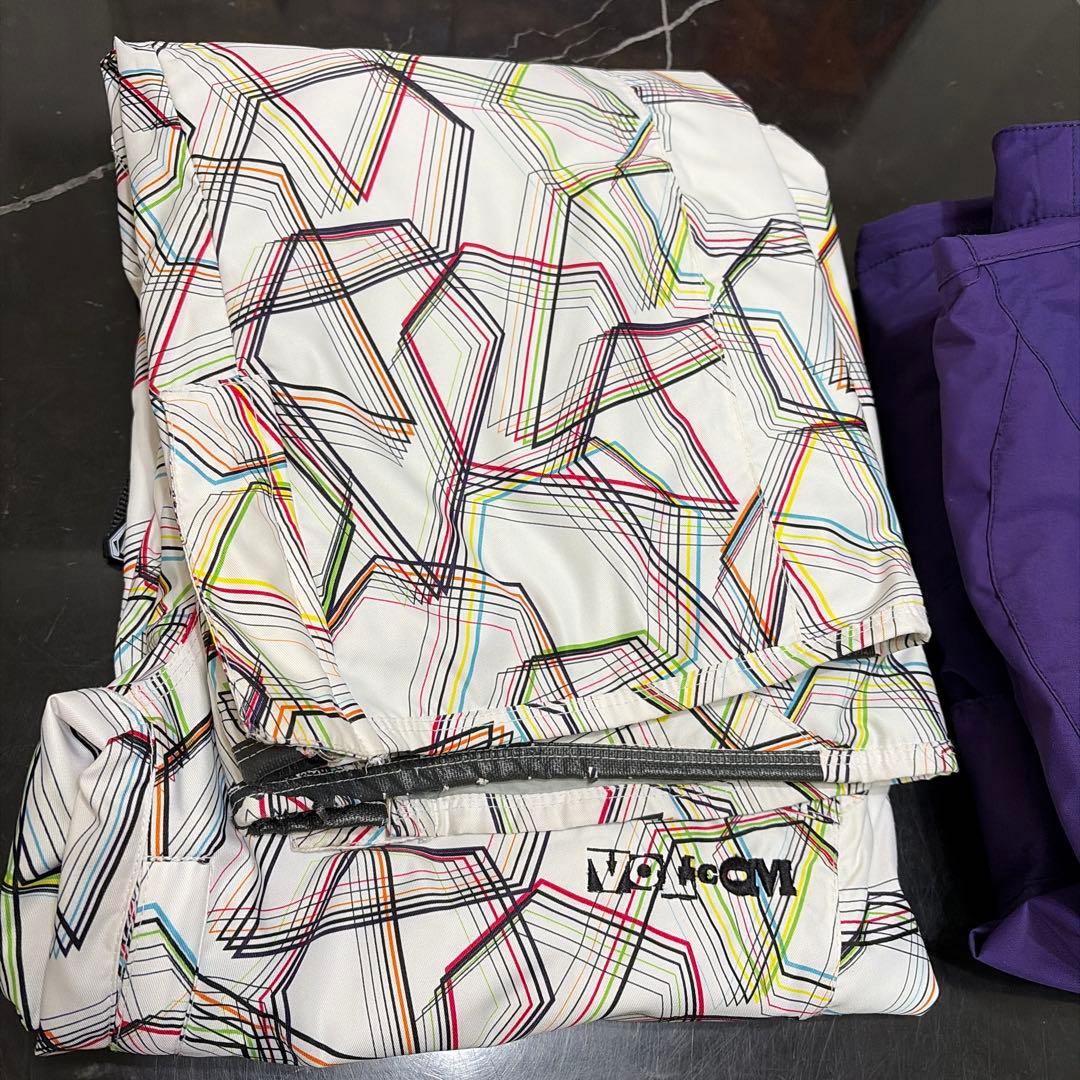 ボルコム スノーボードウェア上下セット M相当 10k Nimbus 紫×総柄