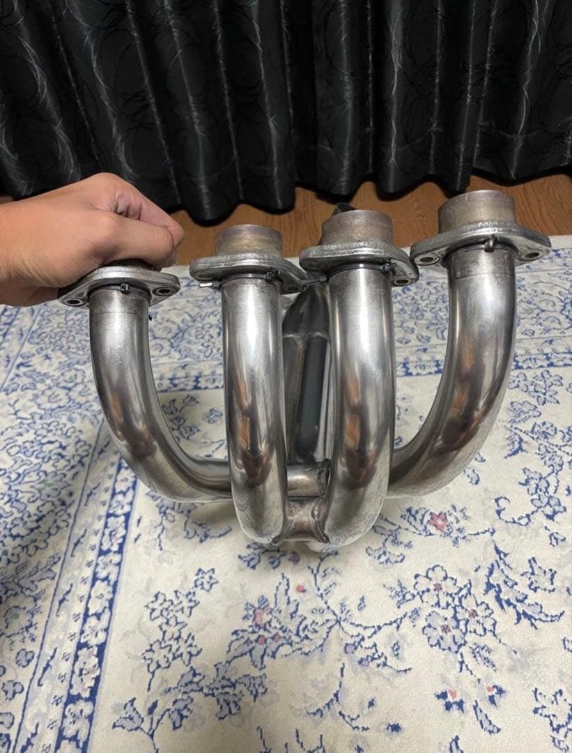 ホーネット250 中期　ホンダ純正ステンレスエキゾーストマニホールド。セット