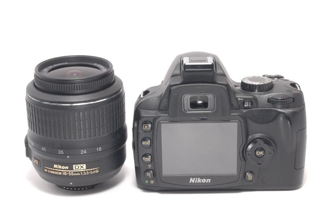 ⭐️手振れ補正レンズ付き⭐️Nikon D60　デジタル一眼レフ 高画質