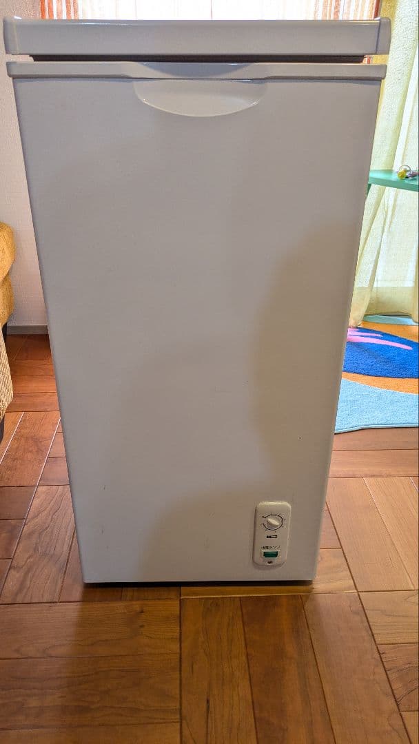 SKジャパン　ノンフロン冷凍庫