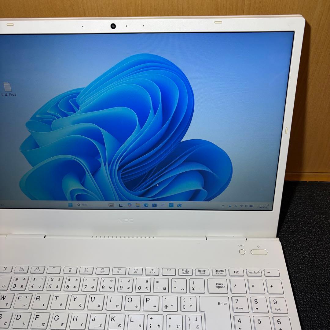 LAVIE ノートPC ホワイト AMD Ryzen7 N1565/AAW