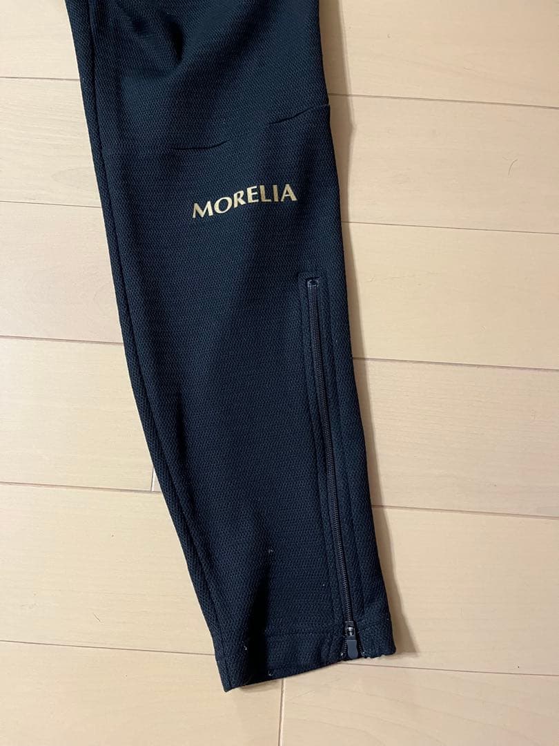 Mizuno ミズノ　Morelia モレリア　ジャージ S 黒/赤/白