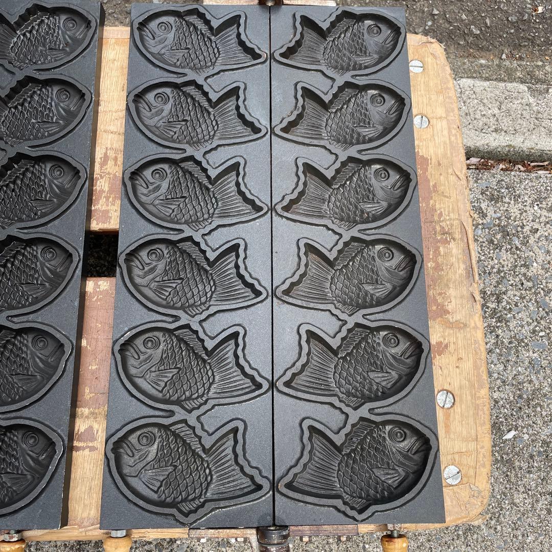 たい焼き器 12匹焼ける　1セット　55.5×32