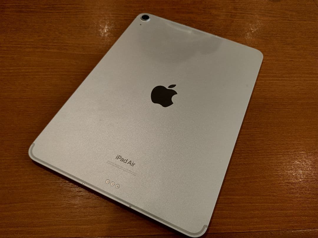 iPad Air 第5世代 256GB cellularモデル スターライト
