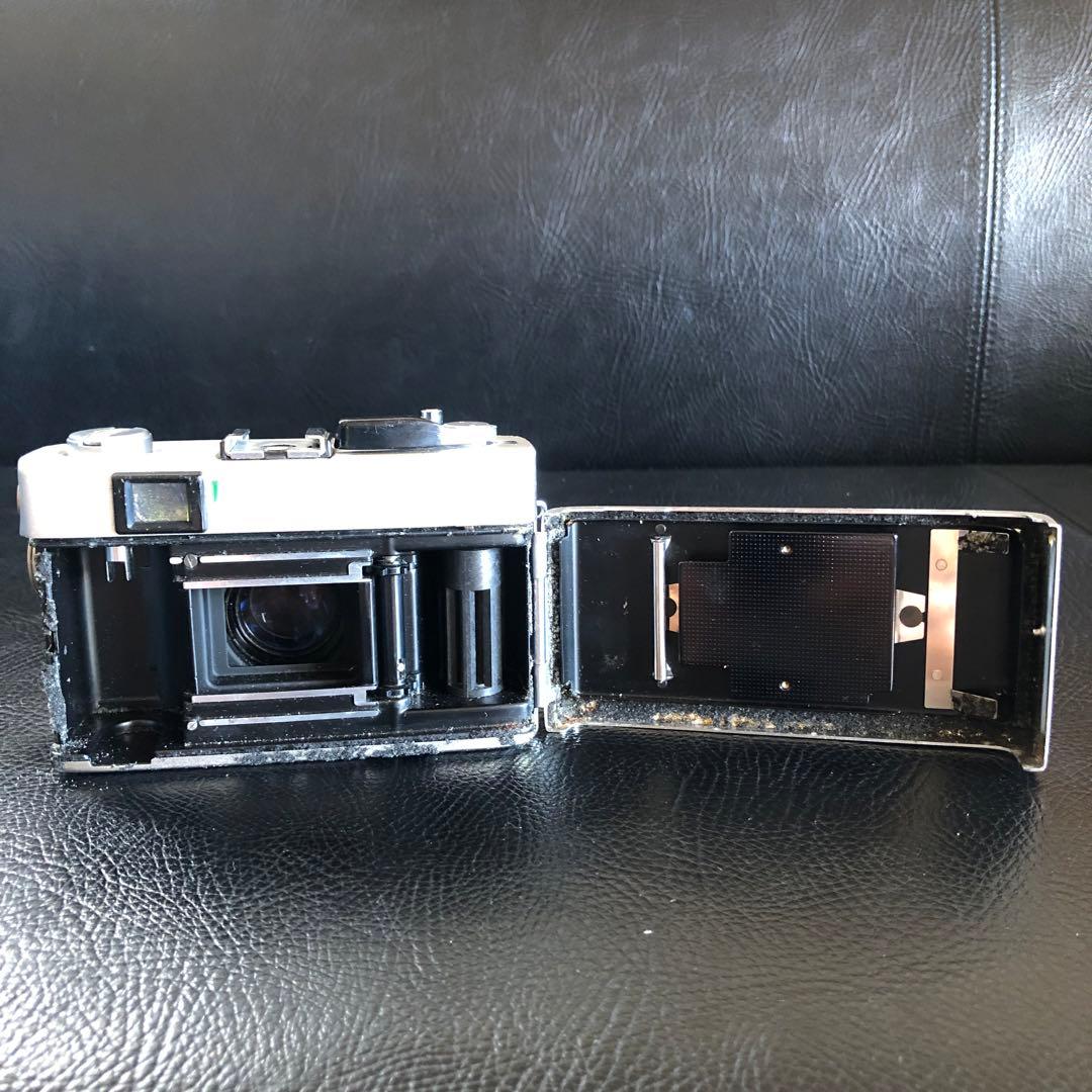 カバー付き　コニカC35FD ヘキサノン38mmF1.8 フィルムカメラ