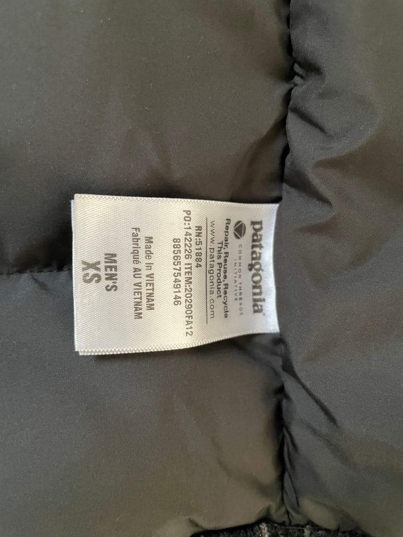 patagonia ダウンベスト ブラック ストライプ XS美品