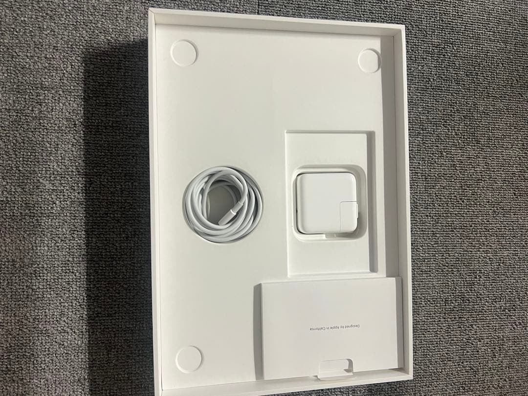 【美品】MacBook Air M1 2024年4月購入