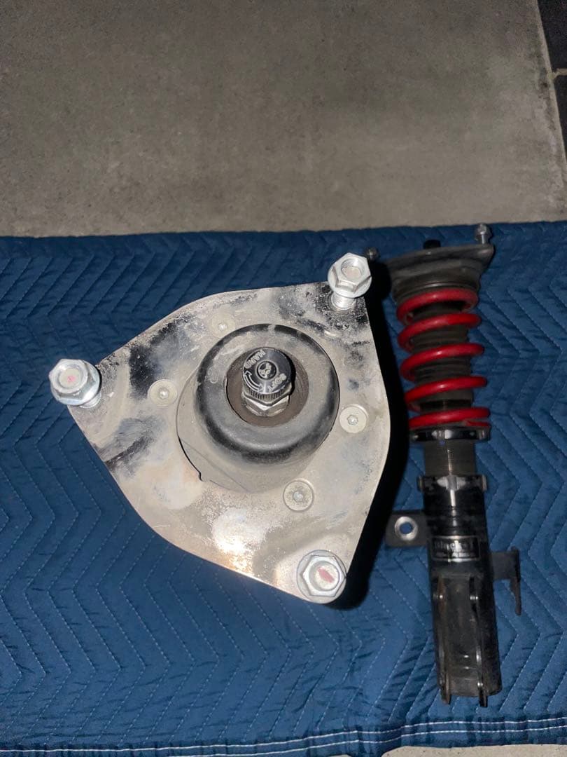 ハリアー60 RSRブラックアイ　フロント車高調