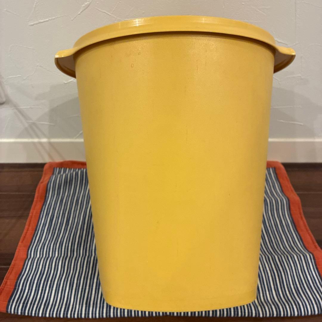 タッパーウェア　マキシクイーンデコレーター　保存容器　11L