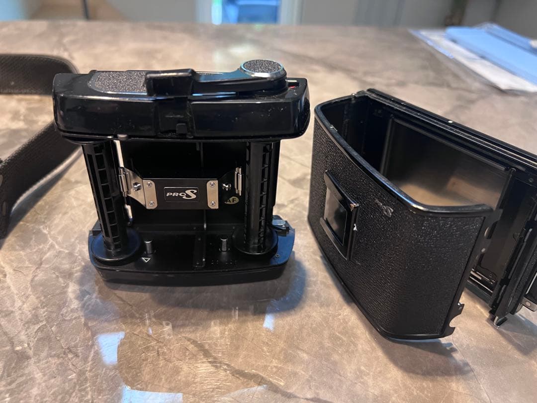 Mamiya 67 pro S フィルムカメラとレンズ