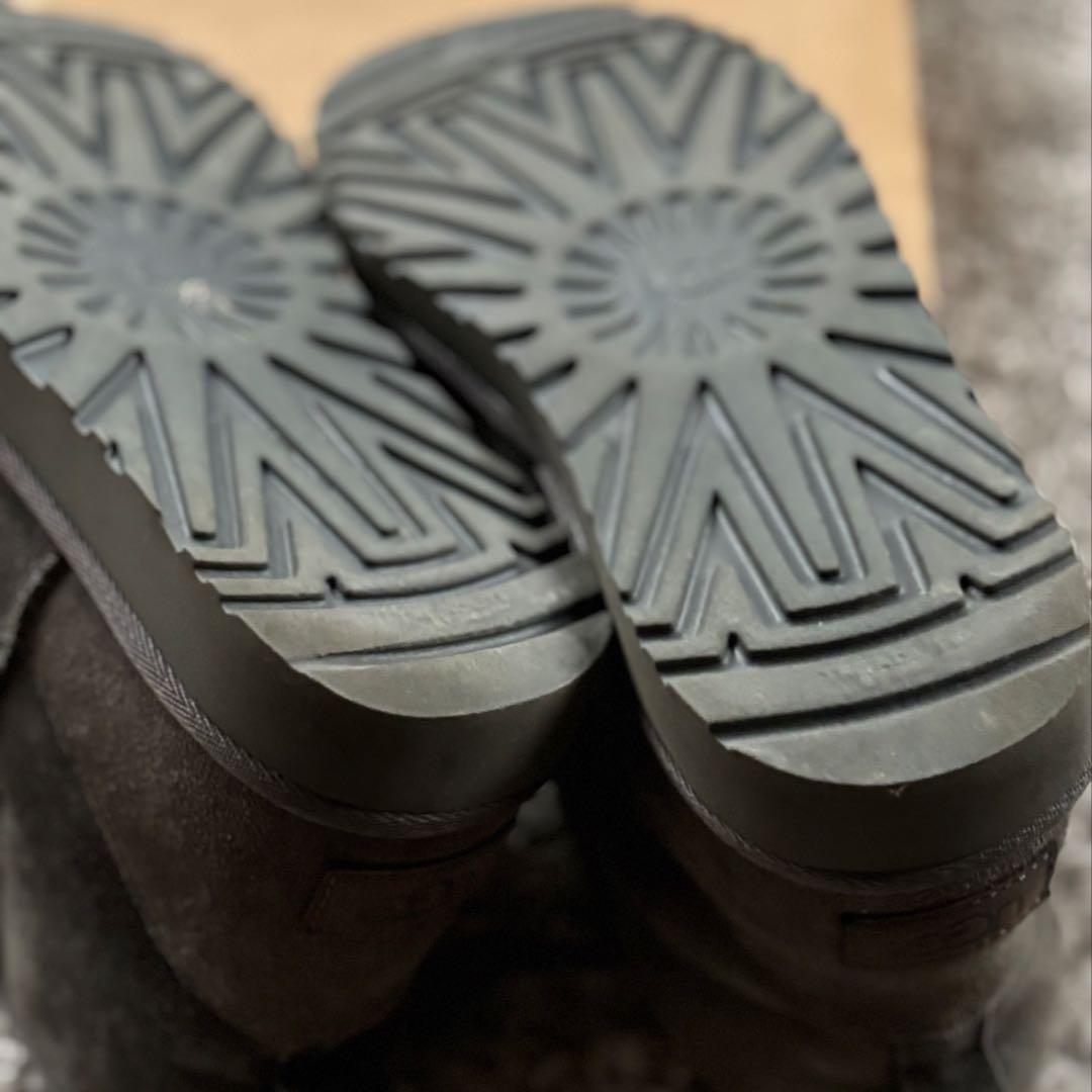 UGG クラシックミニ　ムートンブーツ　グレー US8 25㎝