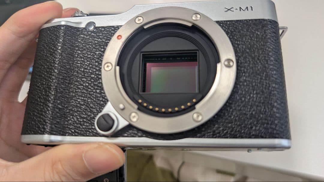 Fujifilm X-M1 ミラーレスカメラ 本体 おまけ付き