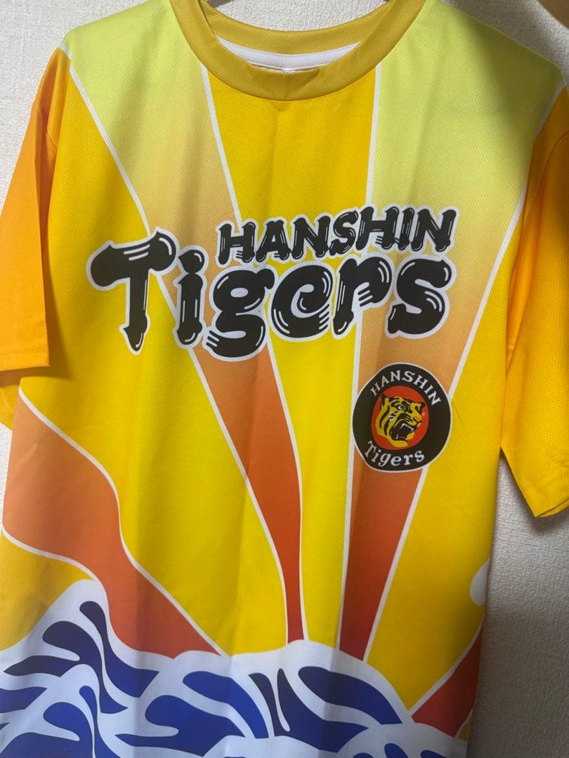 Hanshin Tigers 阪神タイガースグッズ